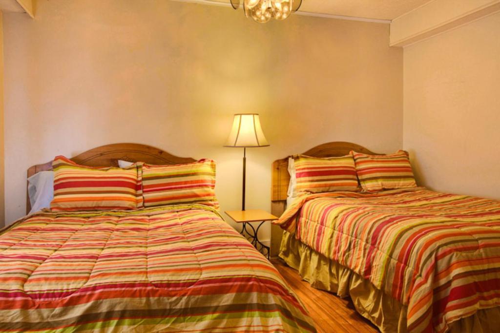 Suites On Main Margaretville Стая снимка