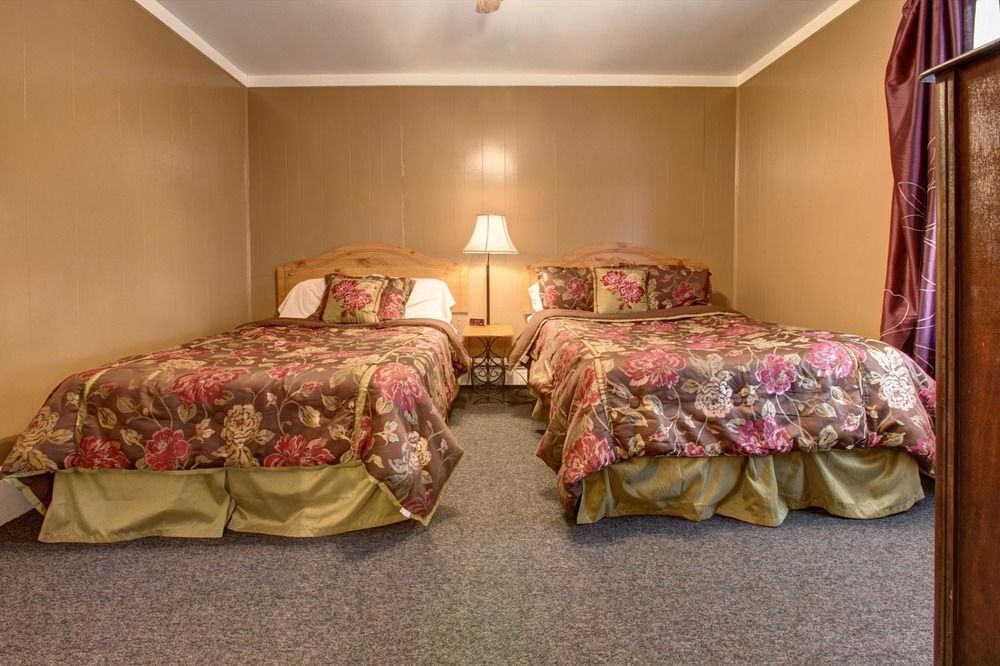 Suites On Main Margaretville Екстериор снимка