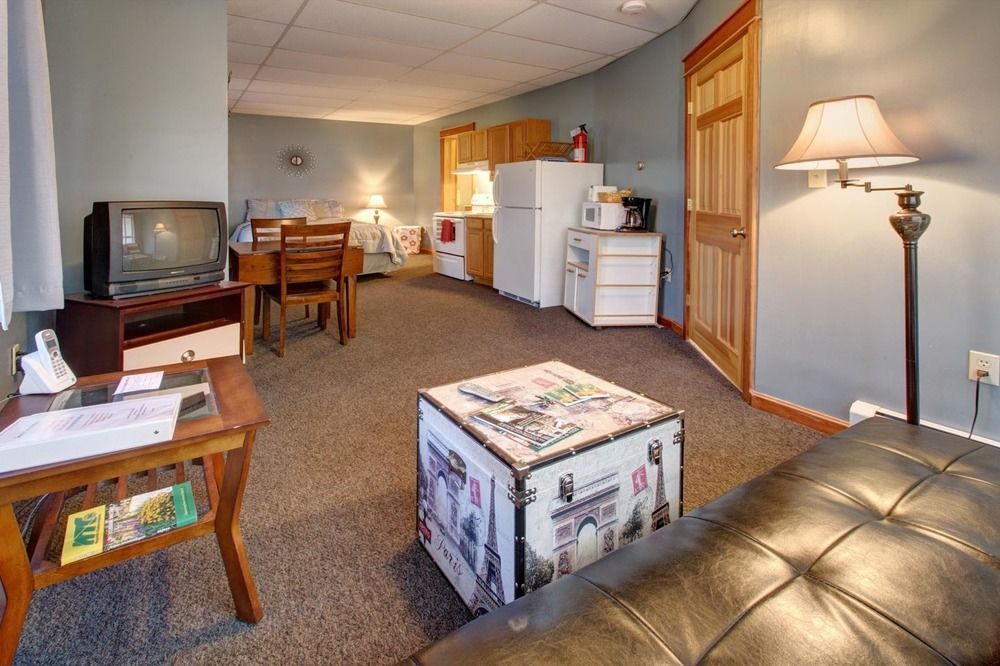Suites On Main Margaretville Екстериор снимка