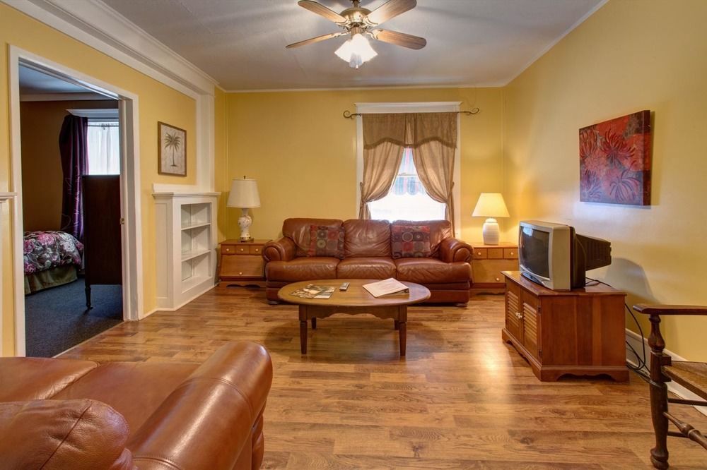 Suites On Main Margaretville Екстериор снимка