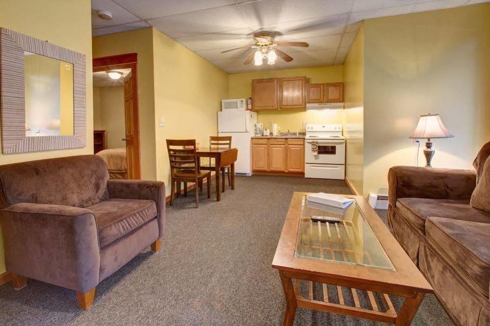 Suites On Main Margaretville Екстериор снимка